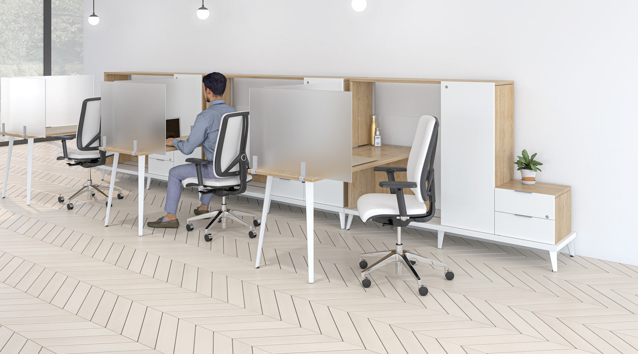 Postes de travail en aire ouverte