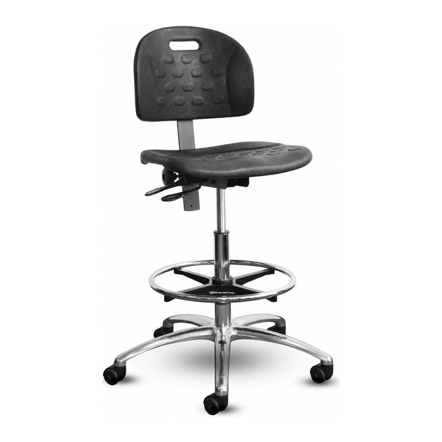 Tabouret ESD Shoptech 2000ESD-14-SKE Horizon Furniture en polyuréthane noir, avec repose-pieds chromé et base en aluminium poli.