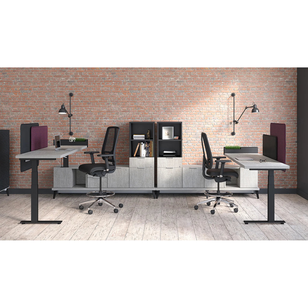 Ensemble de 2 postes de travail en L avec rangements, réglage électrique de la hauteur et plates-formes électrifiées - Série Stad