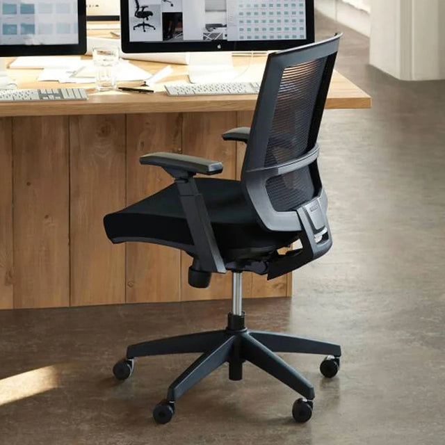 Ergonomic office chair with headrest - Entail Series