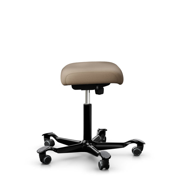 Capisco 8125 flat backless chair