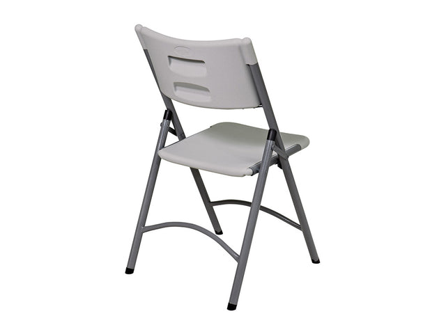 Chaise pliante en résine