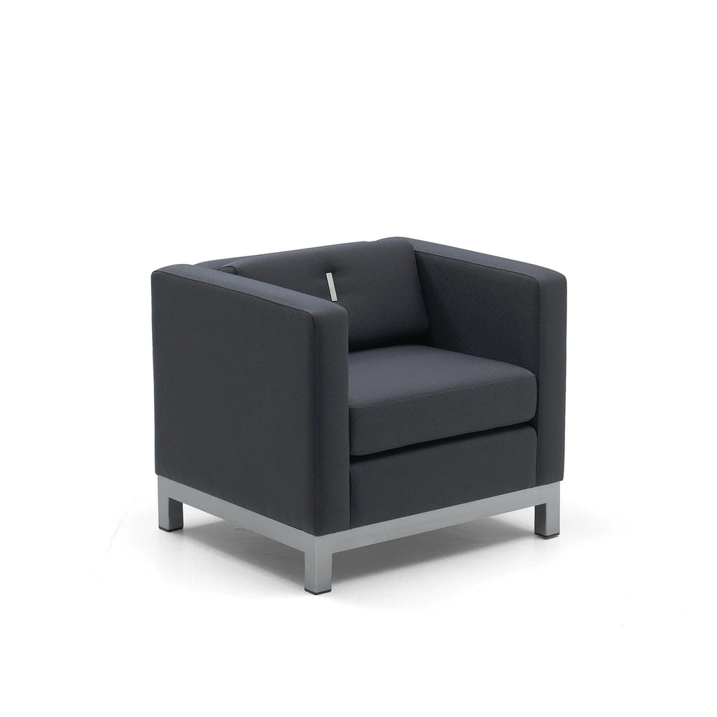 Fauteuil Cube 100, Groupe Lacasse