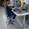 Chaise industrielle ergonomique TF190 en vinyle – Synetik